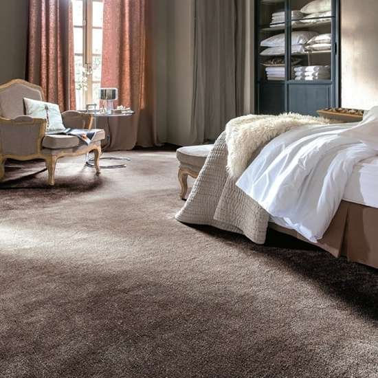 Luxury Bedroom Carpet in Dubai